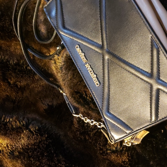 A Satchel - Picture 7 of 8